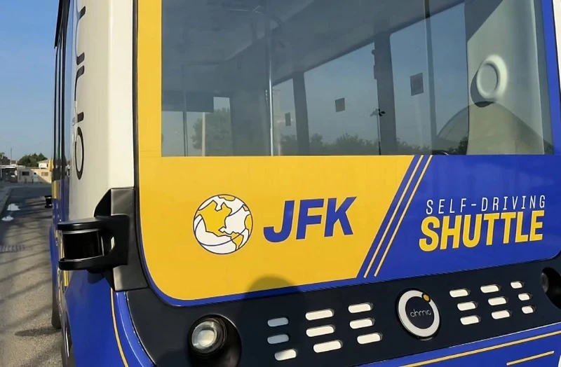 NYC driverless bus