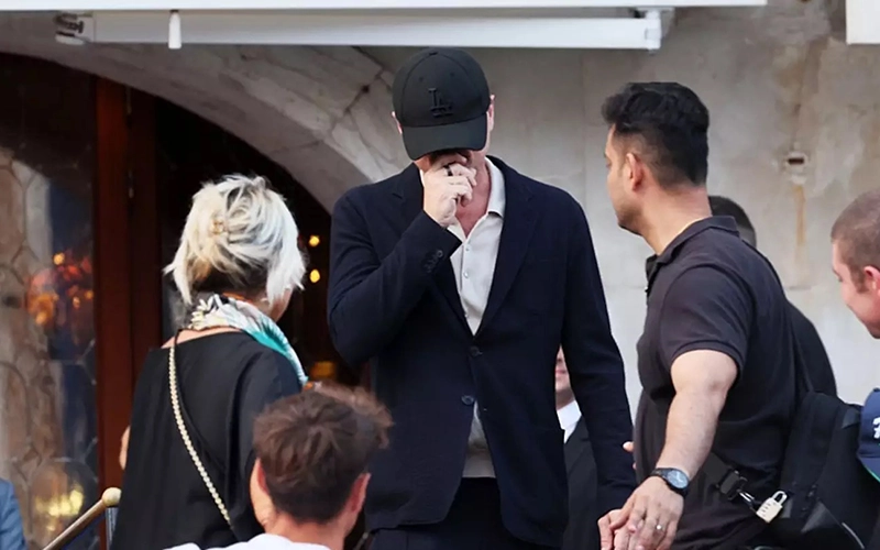 dicaprio caught on camera
