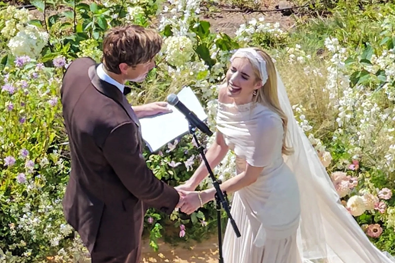 emma roberts marriage
