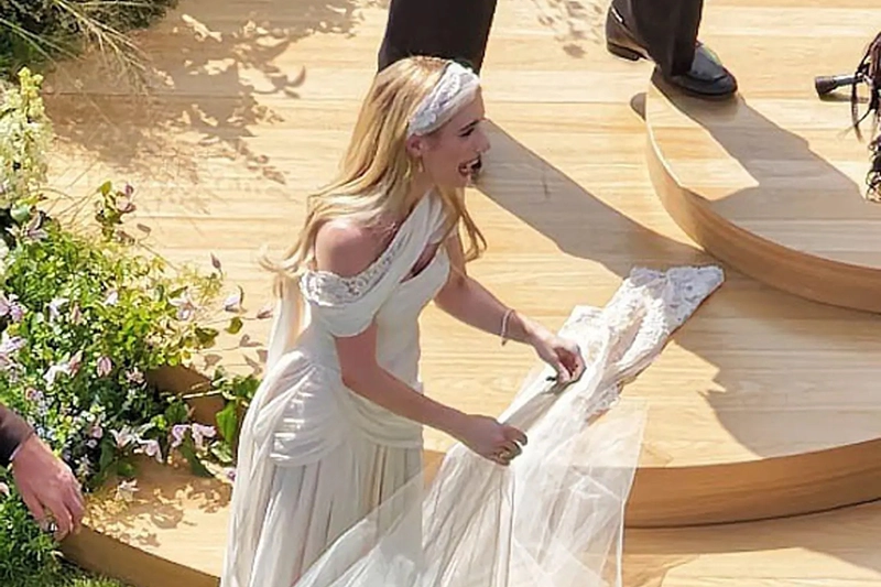 emma roberts marriage