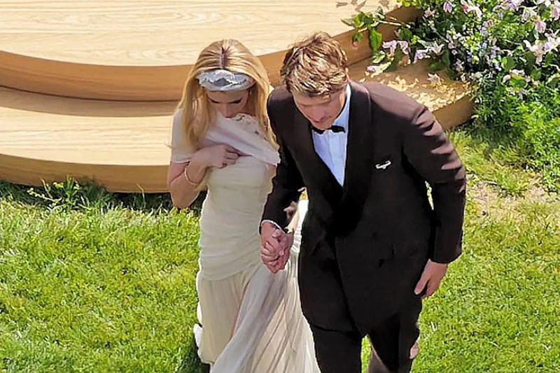 emma roberts marriage